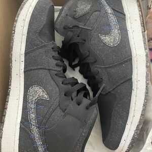 Nike Air Jordan 1 Mid SE  black/blue  mens 9.5